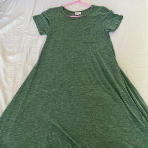 Lularoe woman’s green Carly hi low midi t shirt dress size xxs